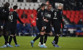 法甲焦点战：巴黎圣日耳曼VS欧塞尔——实力悬殊下的胜负密码与比分推演