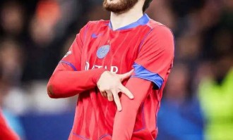 3-0完胜！金球得主沉默，巴黎圣日耳曼强势双杀切尔西，顺利挺进欧冠八强