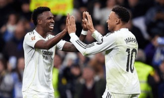 皇马传来消息：维尼修斯经纪人自荐英超五豪门，年薪要3100万