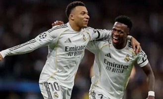 维尼修斯与姆巴佩谁该当皇马进攻核心？借鉴弗格森选人智慧