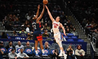 武克切维奇21分杜伦24+11 奇才不敌活塞14连败