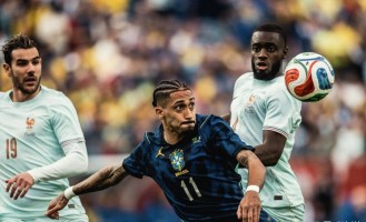 超级前锋拉菲尼亚受伤，巴萨面临巨大打击，欧冠晋级堪忧，马竞战役难度陡增