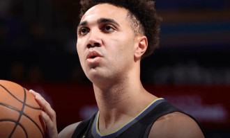 继续操作！勇士将TJD送至猛龙 换来2026年湖人的次轮